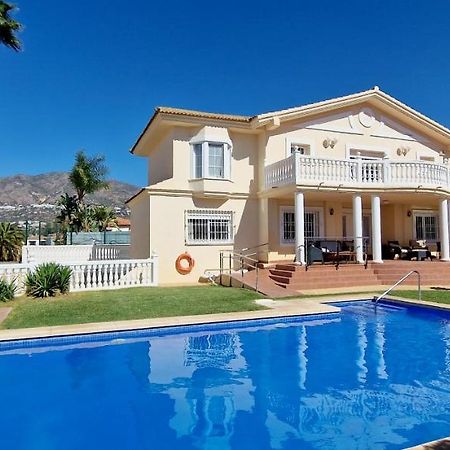 Golden Villa Costa Del Sol - Big Private Pool - Bbq - Good Location Фуэнхирола Экстерьер фото