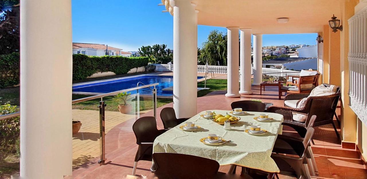 Golden Villa Costa Del Sol - Big Private Pool - Bbq - Good Location Фуэнхирола Экстерьер фото